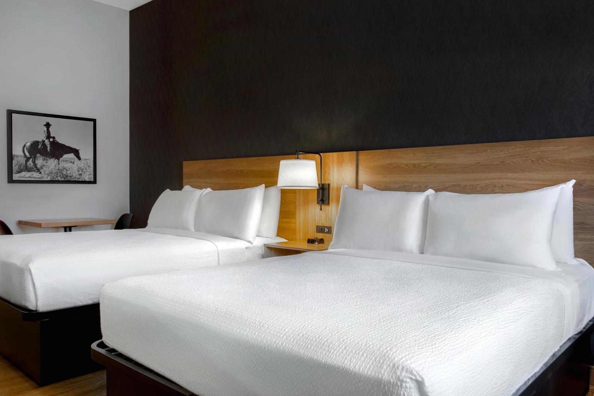מלון Ramada By Wyndham קוקרן מראה חיצוני תמונה