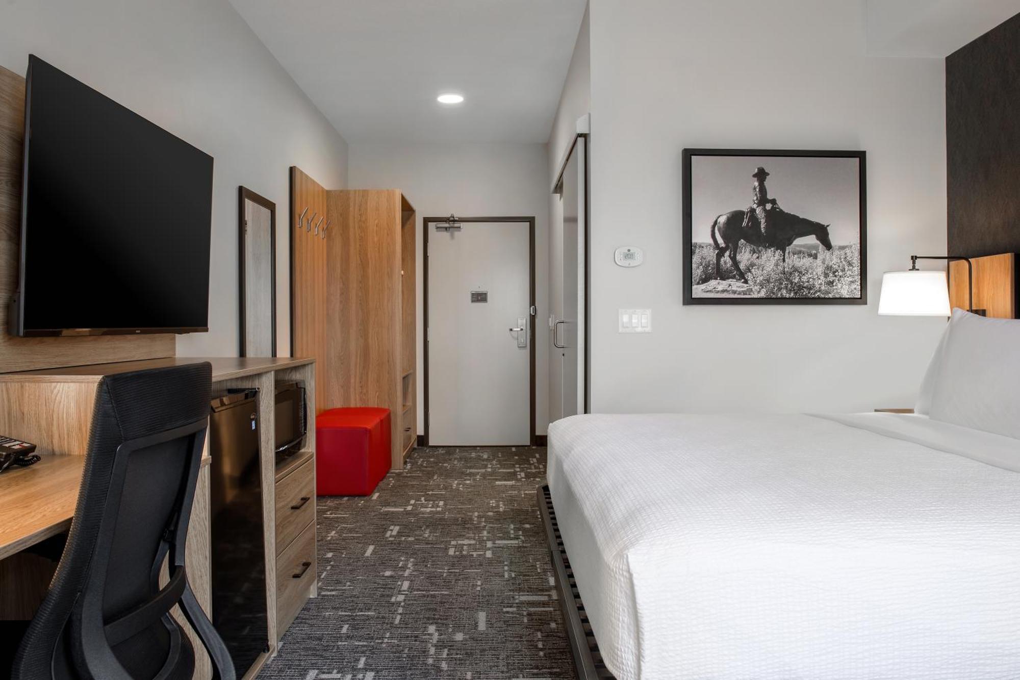 מלון Ramada By Wyndham קוקרן מראה חיצוני תמונה